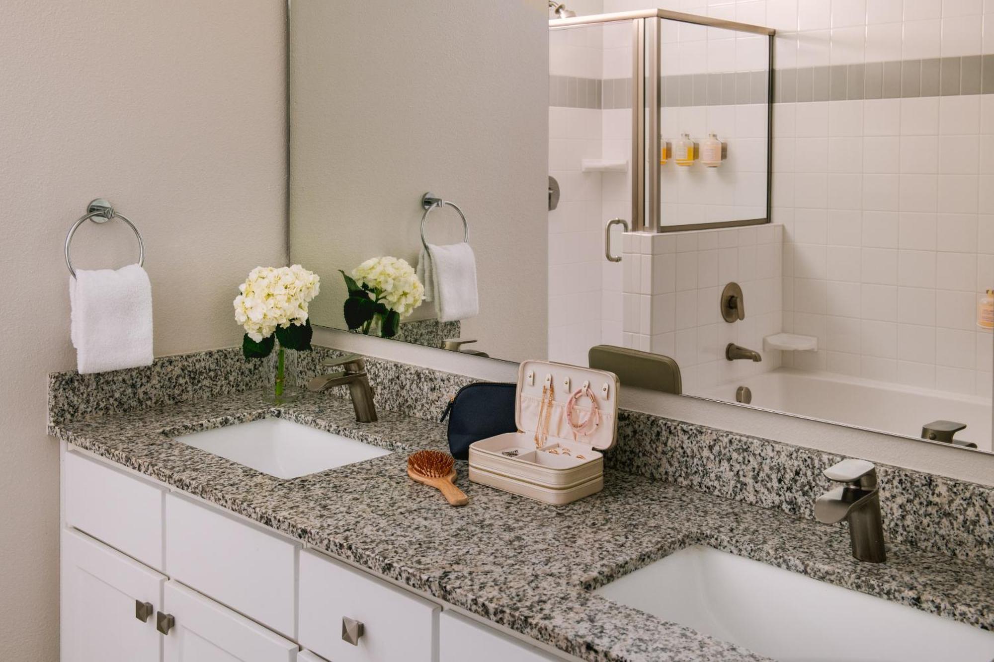 Sonder By Marriott Bonvoy Vista Cay Apartments Williamsburg Экстерьер фото